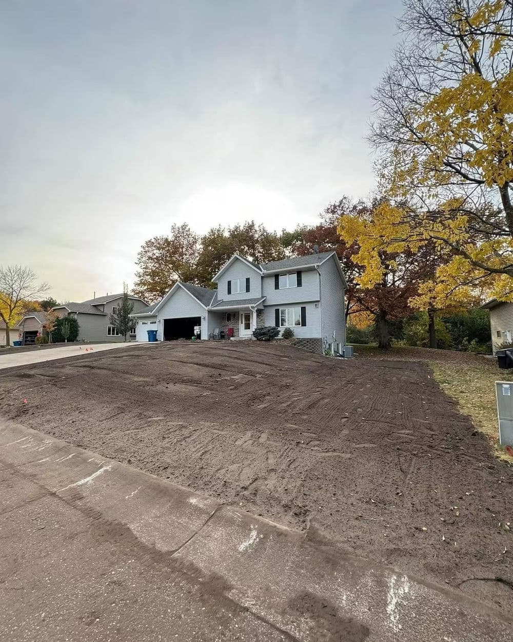 Gallery photos for Front Yard Sod Installation in Elk River: Image #1